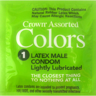 Презерватив ультротонкий разноцветный Okamoto Industries Crown Assorted Colors 1 штука 